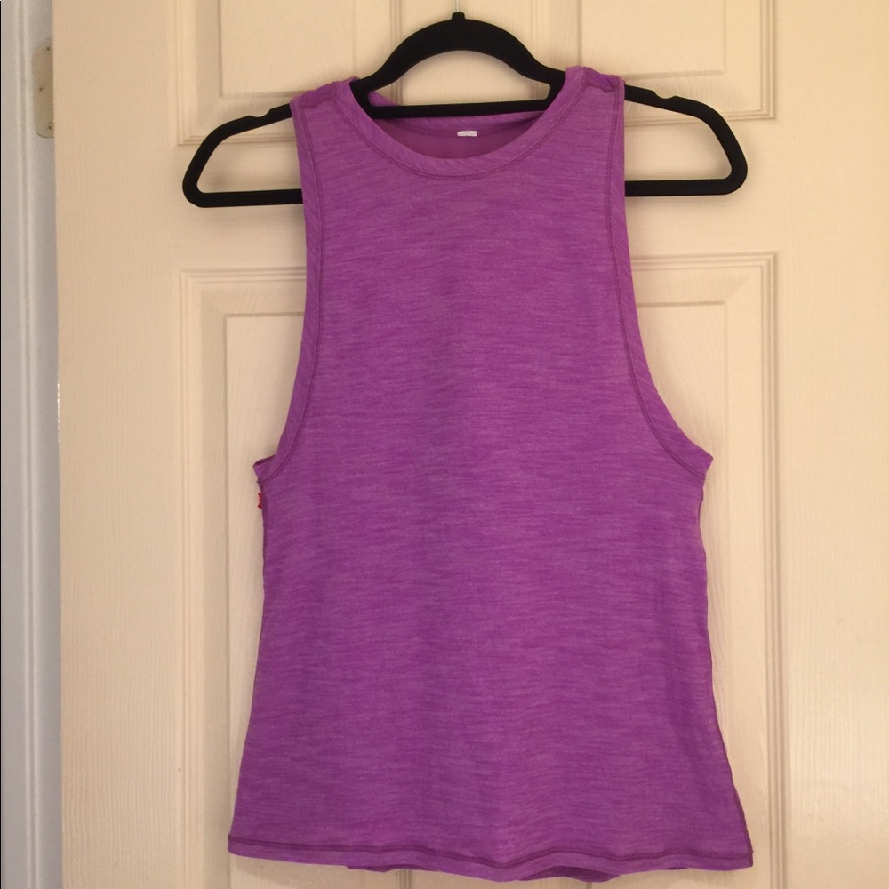 Lululemon work the circuit tank - Picture 2 of 4